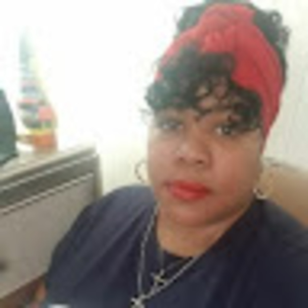 Meet your Posher, Sis
